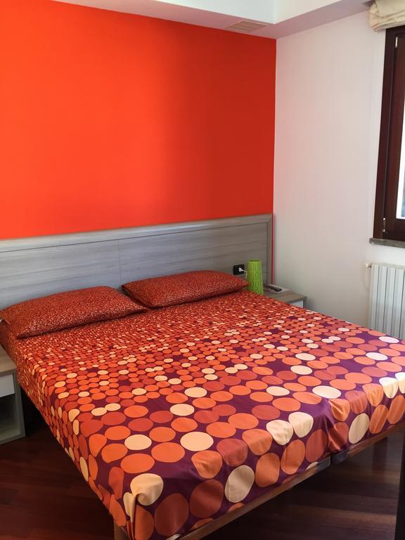 Almaresort B&B Rome Ruang foto