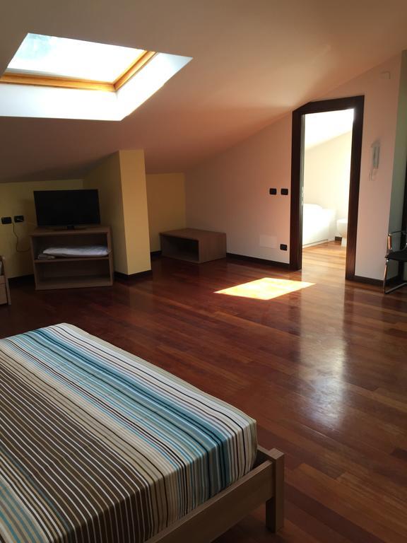 Almaresort B&B Rome Ruang foto